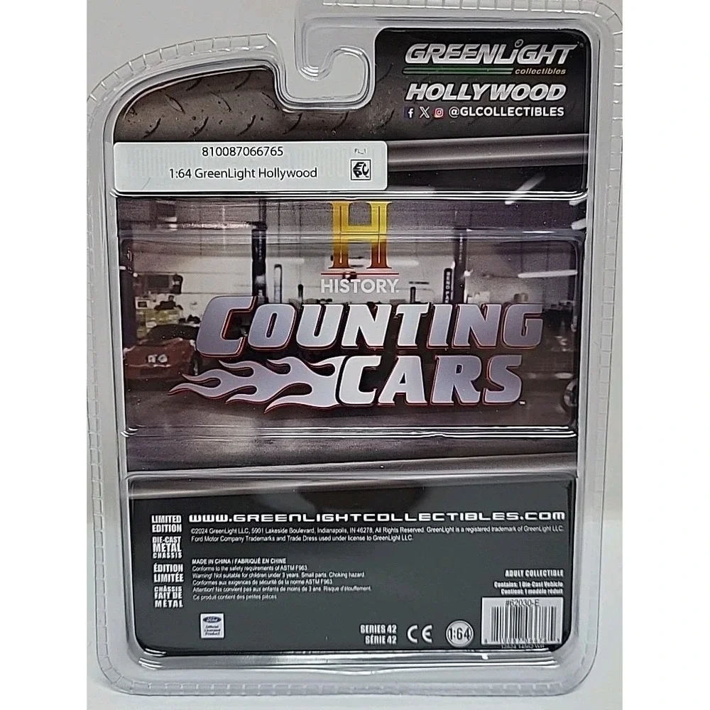 Greenlight Counting Cars Walmart Exclusive‎ Blue Wheel Chase 1967 Ford Bronco